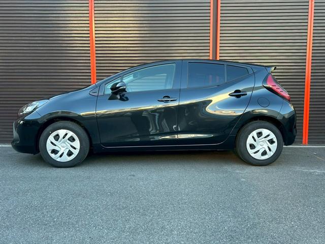 アクア Ｘ　Ｂｌｕｅｔｏｏｔｈオーディオ　レーンキープ　ハイビームアシスト　禁煙　１００Ｖ　ＬＥＤヘッドライト　スマートキー　横滑り防止機能　キーレスエントリー（7枚目）