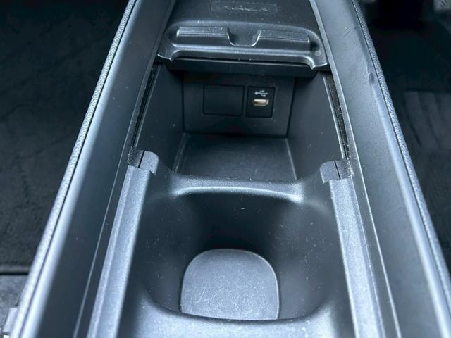 アクア Ｘ　Ｂｌｕｅｔｏｏｔｈオーディオ　レーンキープ　ハイビームアシスト　禁煙　１００Ｖ　ＬＥＤヘッドライト　スマートキー　横滑り防止機能　キーレスエントリー（45枚目）