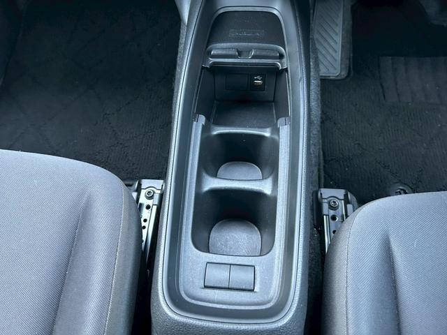 アクア Ｘ　Ｂｌｕｅｔｏｏｔｈオーディオ　レーンキープ　ハイビームアシスト　禁煙　１００Ｖ　ＬＥＤヘッドライト　スマートキー　横滑り防止機能　キーレスエントリー（46枚目）