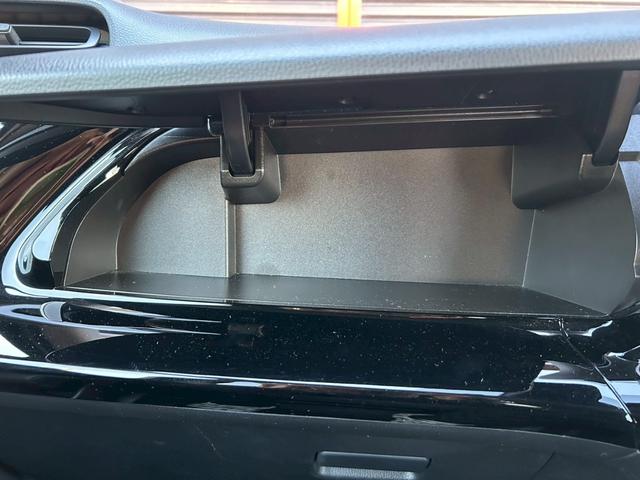 アクア Ｘ　Ｂｌｕｅｔｏｏｔｈオーディオ　レーンキープ　ハイビームアシスト　禁煙　１００Ｖ　ＬＥＤヘッドライト　スマートキー　横滑り防止機能　キーレスエントリー（54枚目）