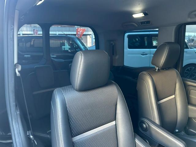 ステップワゴンスパーダ スパーダハイブリッド G・EX ホンダセンシング カロッツェリアフリップダウンモニター bluetooth USB接続 パワーウインドウ 地デジフルセグ 三列シート 禁煙 ABS LEDヘッドランプ クルコン(30枚目)