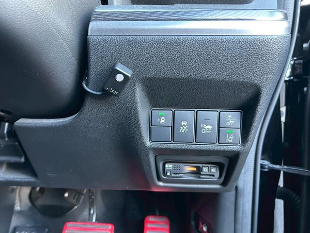 ステップワゴンスパーダ スパーダハイブリッド G・EX ホンダセンシング カロッツェリアフリップダウンモニター bluetooth USB接続 パワーウインドウ 地デジフルセグ 三列シート 禁煙 ABS LEDヘッドランプ クルコン(31枚目)