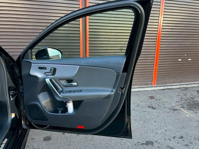 MERCEDES BENZ A-CLASS A180 STYLE