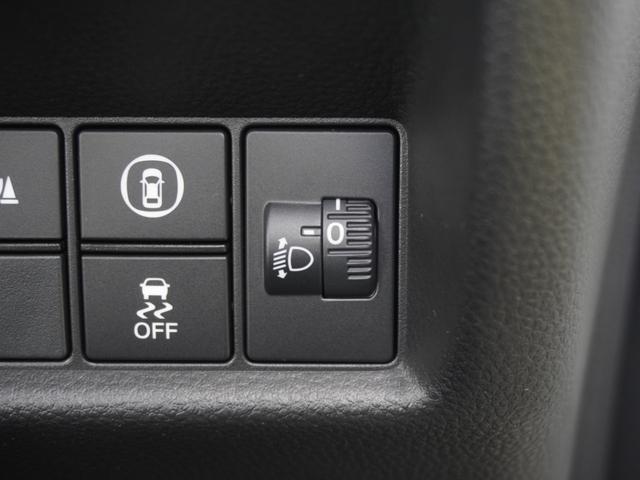 フィット ｅ：ＨＥＶホーム　ワンオーナー　９インチナビ　バックカメラ　ドラレコ　ＥＴＣ２．０　渋滞追従クルーズ　Ｂｌｕｅｔｏｏｔｈ　ＵＳＢ入力端子　デイライト　障害物センサー　オートハイビーム　衝突被害軽減ブレーキ　禁煙車（36枚目）