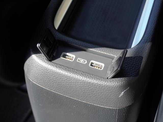 フィット ｅ：ＨＥＶホーム　ワンオーナー　９インチナビ　バックカメラ　ドラレコ　ＥＴＣ２．０　渋滞追従クルーズ　Ｂｌｕｅｔｏｏｔｈ　ＵＳＢ入力端子　デイライト　障害物センサー　オートハイビーム　衝突被害軽減ブレーキ　禁煙車（41枚目）
