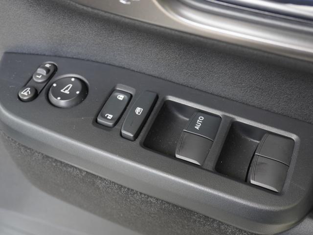 N-BOXカスタム ターボ デモカー 9インチナビ 全周囲カメラ ドラレコ ETC アダプティブクルーズコントロール 両側電動スライドドア シートヒーター Bluetooth フルセグ LEDヘッドライト パドルシフト 禁煙車(60枚目)