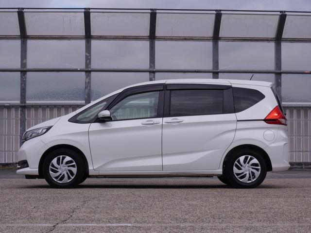 フリード Ｇ・ホンダセンシング　ワンオーナー　９インチナビ　バックカメラ　ドラレコ　ＥＴＣ　アダプティブクルーズコントロール　両側電動スライドドア　Ｂｌｕｅｔｏｏｔｈ　フルセグＴＶ　ＤＶＤ再生　衝突被害軽減ブレーキ（17枚目）