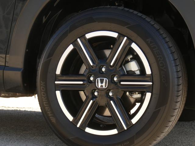 ヴェゼル ｅ：ＨＥＶＸ　デモカー　９インチナビ　バックカメラ　ドラレコ　ＥＴＣ　渋滞追従機能付アダプティブクルーズコントロール　Ｂｌｕｅｔｏｏｔｈ　ＵＳＢ入力端子　ＬＥＤヘッドライト　衝突被害軽減ブレーキ　フルセグ（16枚目）