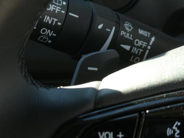 ヴェゼル ｅ：ＨＥＶＸ　デモカー　９インチナビ　バックカメラ　ドラレコ　ＥＴＣ　渋滞追従機能付アダプティブクルーズコントロール　Ｂｌｕｅｔｏｏｔｈ　ＵＳＢ入力端子　ＬＥＤヘッドライト　衝突被害軽減ブレーキ　フルセグ（19枚目）