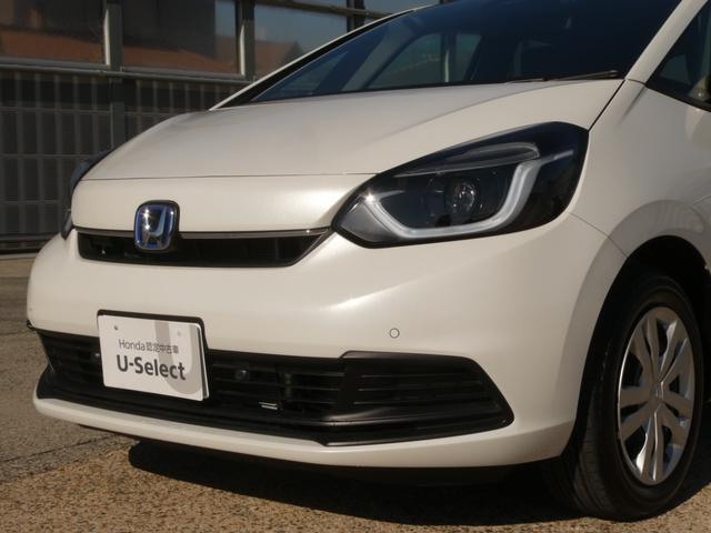 フィット ｅ：ＨＥＶホーム　デモカー　９インチナビ　バックカメラ　ドラレコ　ＥＴＣ　アダプティブクルーズコントロール　Ｂｌｕｅｔｏｏｔｈ　ＵＳＢ入力端子　ＬＥＤヘッドライト　衝突被害軽減ブレーキ　オートハイビーム　禁煙車（33枚目）