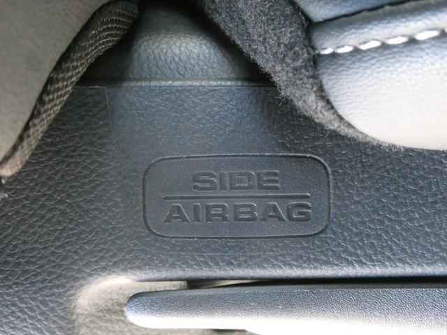 フィット ｅ：ＨＥＶホーム　デモカー　９インチナビ　バックカメラ　ドラレコ　ＥＴＣ　アダプティブクルーズコントロール　Ｂｌｕｅｔｏｏｔｈ　ＵＳＢ入力端子　ＬＥＤヘッドライト　衝突被害軽減ブレーキ　オートハイビーム　禁煙車（42枚目）