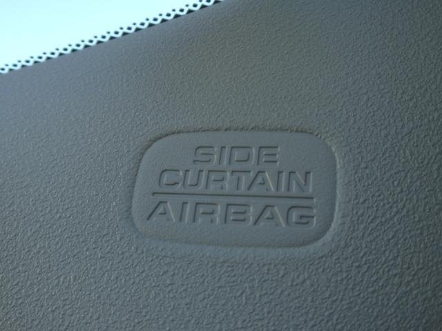 フィット ｅ：ＨＥＶホーム　デモカー　９インチナビ　バックカメラ　ドラレコ　ＥＴＣ　アダプティブクルーズコントロール　Ｂｌｕｅｔｏｏｔｈ　ＵＳＢ入力端子　ＬＥＤヘッドライト　衝突被害軽減ブレーキ　オートハイビーム　禁煙車（43枚目）