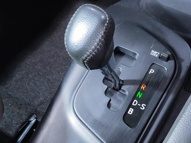 100G レザーパッケージ 禁煙車/フルセグナビ/ETC/スマートキー/プッシュスタート/オートライト/HIDヘッドライト/純正15インチアルミ/BT機能/DVD再生/音楽録音/コンビレザーシート/(71枚目)