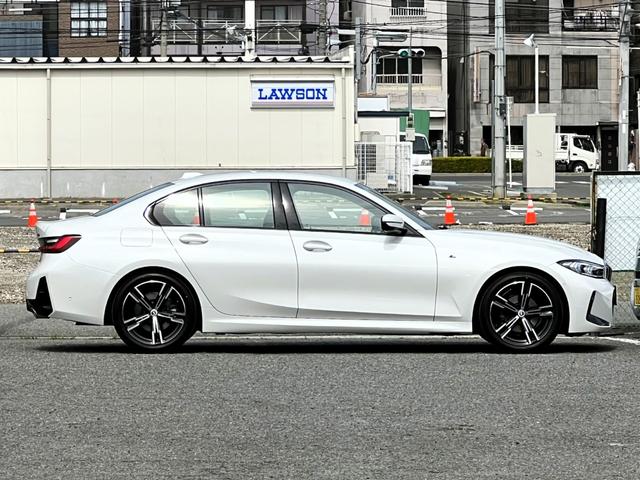 BMW 3 SERIES 318i M-SPORT Best Japan Spec Recon Car for Import Malaysia