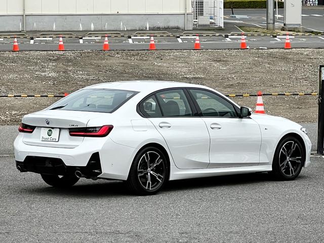 BMW 3 SERIES 318i M-SPORT Best Japan Spec Recon Car for Import Malaysia