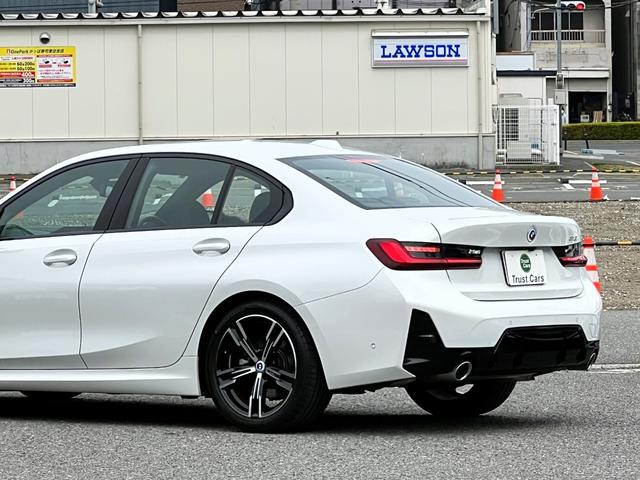 BMW 3 SERIES 318i M-SPORT Best Japan Spec Recon Car for Import Malaysia