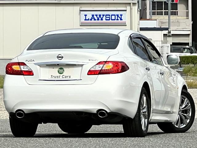 フーガ ３７０ＧＴ　／ＡＦＳ／クリスタルブルーバイキセノン／フォグ／１８ＡＷ／ナビ／フルセグ／ＢＴ／サイド＆バックモニター／ドラレコ／ＥＴＣ／プラズマクラスター／車検受渡（2枚目）