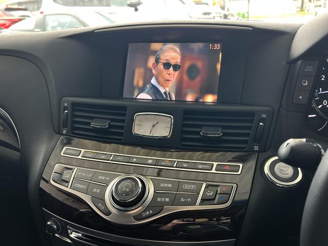 フーガ ３７０ＧＴ　／ＡＦＳ／クリスタルブルーバイキセノン／フォグ／１８ＡＷ／ナビ／フルセグ／ＢＴ／サイド＆バックモニター／ドラレコ／ＥＴＣ／プラズマクラスター／車検受渡（26枚目）