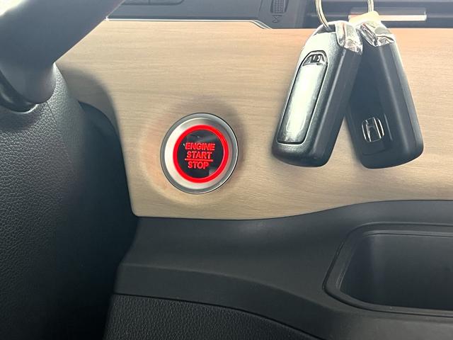 フリード G・ホンダセンシング /ワンオーナー車/ナビ/フルセグ/BT/AppleCarPlay/フリップダウンモニター/リヤカメラ/ETC/両側電動スライド/スマートキー/禁煙車/定員7名(25枚目)