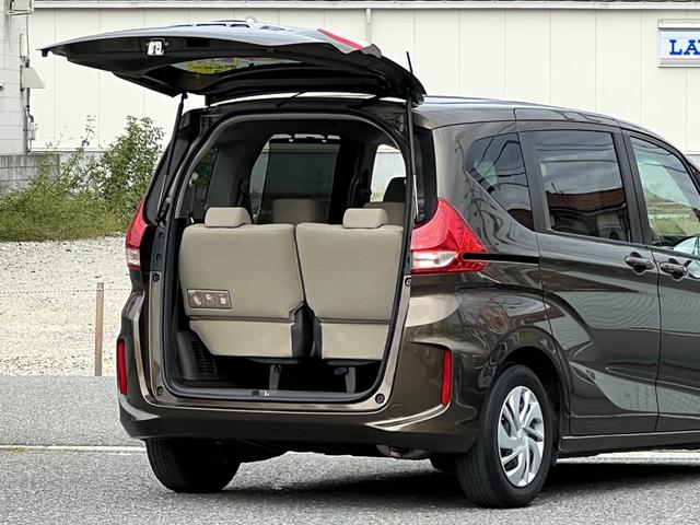 フリード G・ホンダセンシング /ワンオーナー車/ナビ/フルセグ/BT/AppleCarPlay/フリップダウンモニター/リヤカメラ/ETC/両側電動スライド/スマートキー/禁煙車/定員7名(43枚目)