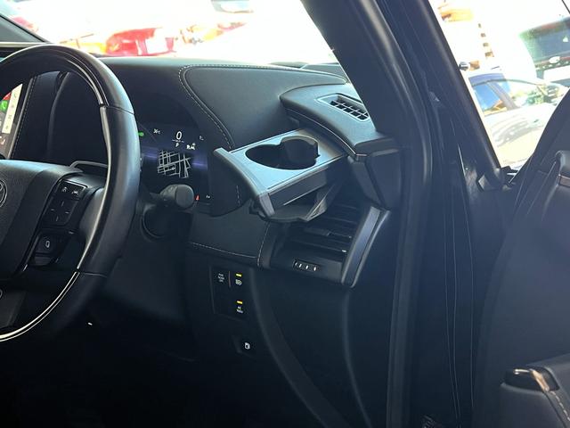 ヴェルファイアハイブリッド Ｚ　プレミア　／１オーナー禁煙車／デジタルインナーミラー／ムーンルーフ／セーフティーセンス／チームメイト／３眼ＬＥＤヘッド／１９ＡＷ／本革エグゼクティブ／エアシート／パノラマビュー／ＨＵＤ／ＬＥＤカーテシ（48枚目）