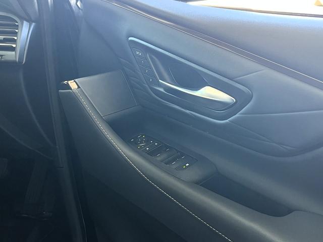 ヴェルファイアハイブリッド Ｚ　プレミア　／１オーナー禁煙車／デジタルインナーミラー／ムーンルーフ／セーフティーセンス／チームメイト／３眼ＬＥＤヘッド／１９ＡＷ／本革エグゼクティブ／エアシート／パノラマビュー／ＨＵＤ／ＬＥＤカーテシ（49枚目）