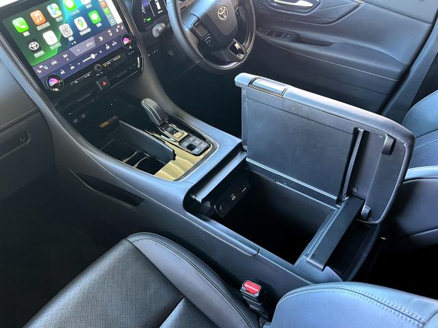 ヴェルファイアハイブリッド Ｚ　プレミア　／１オーナー禁煙車／デジタルインナーミラー／ムーンルーフ／セーフティーセンス／チームメイト／３眼ＬＥＤヘッド／１９ＡＷ／本革エグゼクティブ／エアシート／パノラマビュー／ＨＵＤ／ＬＥＤカーテシ（52枚目）