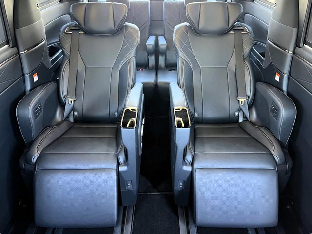 ヴェルファイアハイブリッド Ｚ　プレミア　／１オーナー禁煙車／デジタルインナーミラー／ムーンルーフ／セーフティーセンス／チームメイト／３眼ＬＥＤヘッド／１９ＡＷ／本革エグゼクティブ／エアシート／パノラマビュー／ＨＵＤ／ＬＥＤカーテシ（56枚目）