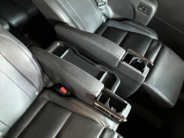 ヴェルファイアハイブリッド Ｚ　プレミア　／１オーナー禁煙車／デジタルインナーミラー／ムーンルーフ／セーフティーセンス／チームメイト／３眼ＬＥＤヘッド／１９ＡＷ／本革エグゼクティブ／エアシート／パノラマビュー／ＨＵＤ／ＬＥＤカーテシ（62枚目）