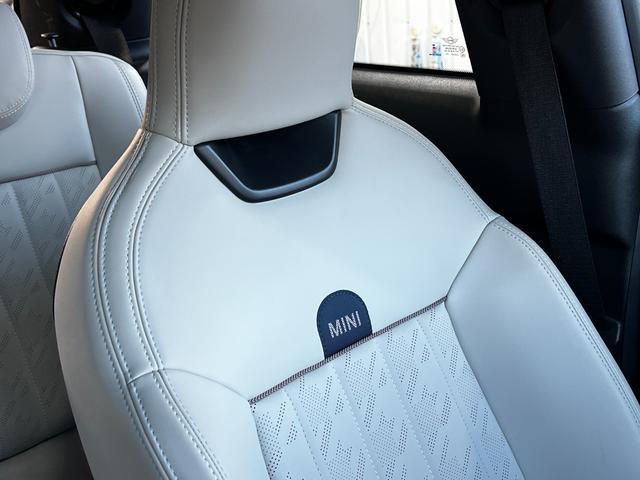 ＭＩＮＩ クーパーＣ　フェイバリット・トリム（5枚目）