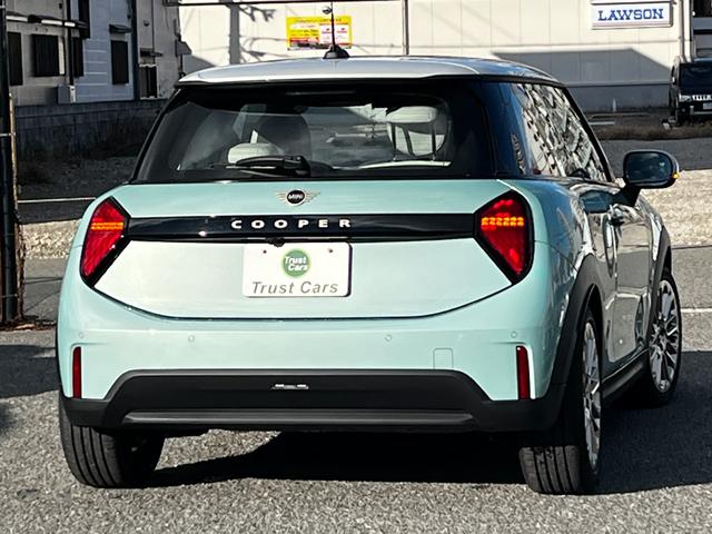 ＭＩＮＩ クーパーＣ　フェイバリット・トリム（8枚目）