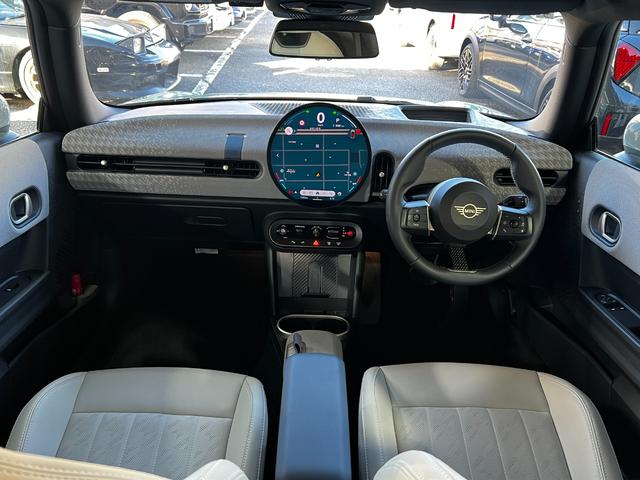 ＭＩＮＩ クーパーＣ　フェイバリット・トリム（24枚目）