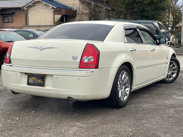 5.7HEMI ETC ナビ TV バックカメラ(4枚目)
