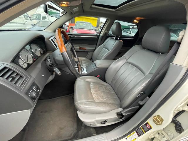 5.7HEMI ETC ナビ TV バックカメラ(23枚目)