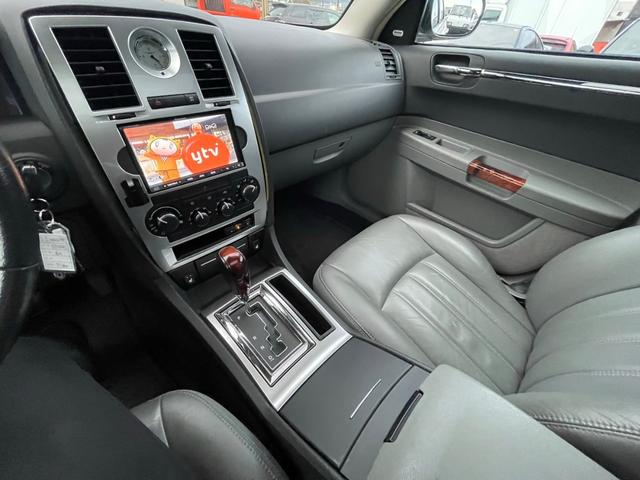 5.7HEMI ETC ナビ TV バックカメラ(30枚目)