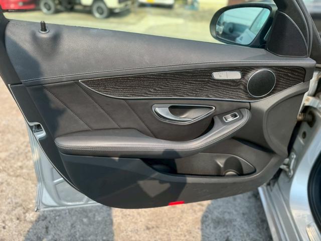 Ｃクラスステーションワゴン Ｃ２００　ステーションワゴン　スポーツ本革仕様　本革ブラックレザーシート　ＥＴＣ　純正ナビ　フルセグＴＶ　Ｂｌｕｅｔｏｏｔｈ　ドラレコ　スペアキー　パワーバックドア　タイヤ２０２４年製新品　ハンドルライト　運転支援機能　シートヒーター　修復歴なし（28枚目）