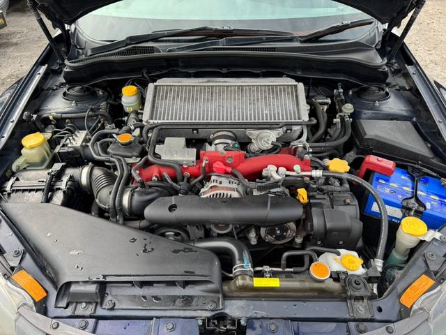 インプレッサ ＷＲＸ　ＳＴＩ　Ａライン　４ＷＤ　ワンオーナー車　後期モデル　ＥＴＣ　ナビ　フルセグＴＶ　バックカメラ　Ｂｌｕｅｔｏｏｔｈ　ＯＰレザーシート　シートヒーター　スマートキー　エンジンスターター　取説・保証書　Ｄ入庫記録×１４（9枚目）