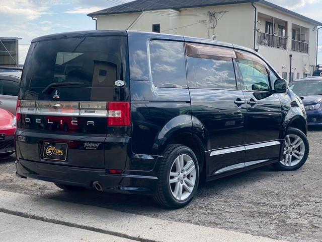 デリカD:5 ローデスト G パワーパッケージ ナビ バックカメラ ETC 電動パワースライドドア クルーズコントロール スマートキー パドルシフト リアクーラー 純正17ホイール ピレリタイヤ 法定車検整備付 修復歴なし(4枚目)