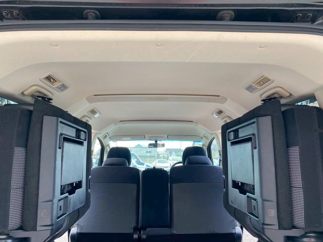 デリカD:5 ローデスト G パワーパッケージ ナビ バックカメラ ETC 電動パワースライドドア クルーズコントロール スマートキー パドルシフト リアクーラー 純正17ホイール ピレリタイヤ 法定車検整備付 修復歴なし(14枚目)