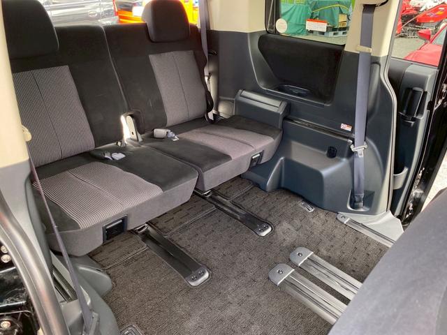 デリカD:5 ローデスト G パワーパッケージ ナビ バックカメラ ETC 電動パワースライドドア クルーズコントロール スマートキー パドルシフト リアクーラー 純正17ホイール ピレリタイヤ 法定車検整備付 修復歴なし(19枚目)