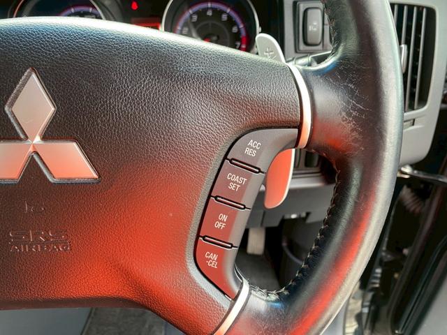 デリカD:5 ローデスト G パワーパッケージ ナビ バックカメラ ETC 電動パワースライドドア クルーズコントロール スマートキー パドルシフト リアクーラー 純正17ホイール ピレリタイヤ 法定車検整備付 修復歴なし(28枚目)