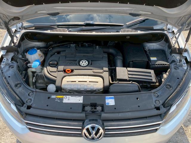 ゴルフトゥーラン ＴＳＩ　コンフォートライン　ワンオーナー　ＥＴＣ　ナビ　ＴＶ　バックカメラ　Ｂｌｕｅｔｏｏｔｈ対応（9枚目）