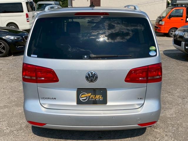 ゴルフトゥーラン ＴＳＩ　コンフォートライン　ワンオーナー　ＥＴＣ　ナビ　ＴＶ　バックカメラ　Ｂｌｕｅｔｏｏｔｈ対応（10枚目）