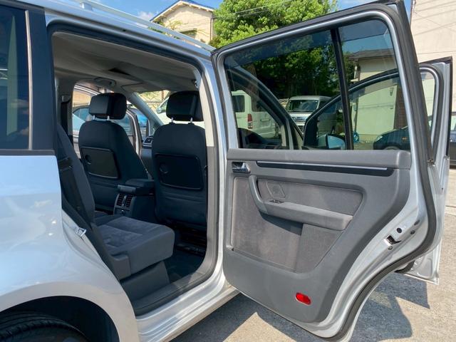 ゴルフトゥーラン ＴＳＩ　コンフォートライン　ワンオーナー　ＥＴＣ　ナビ　ＴＶ　バックカメラ　Ｂｌｕｅｔｏｏｔｈ対応（26枚目）