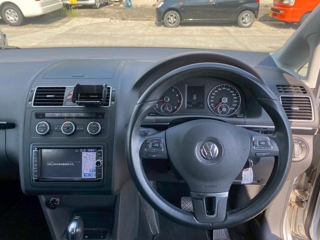 ゴルフトゥーラン ＴＳＩ　コンフォートライン　ワンオーナー　ＥＴＣ　ナビ　ＴＶ　バックカメラ　Ｂｌｕｅｔｏｏｔｈ対応（30枚目）