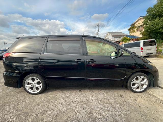 エスティマ アエラス　ＥＴＣ　ナビ　フルセグＴＶ　バックカメラ　ドラレコ　Ｂｌｕｅｔｏｏｔｈ対応　スマートキー　純正アルミホイール　両側電動スライドドア（5枚目）