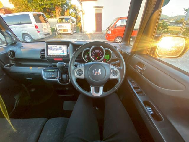 N-BOX G ターボSSパッケージ ワンオーナー ETC ナビ フルセグTV バックカメラ Bluetooth対応 スマートキー×2 両側電動パワースライドドア CBTA 純正14アルミホイール 取説・保証書・記録簿(29枚目)