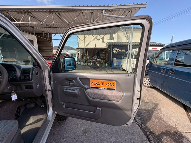 ジムニー XC 4WD 3型 ターボ オートマ リフトアップ ナビ TV Bluetooth対応 ETC リビルトエンジン載せ替え済み 足回り/タニグチSOLVE6606X-F ASSURAレーダー タイヤTOYO TRANPATH M/T深溝 キー×3本(17枚目)