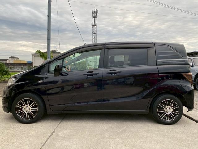 フリードスパイク G ジャストセレクション ETC ナビ TV バックカメラ 社外アルミホイール 両側スライドドア(6枚目)