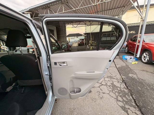 ミライース Ｘ　リミテッドＳＡ　実走行３８２００キロ　２０１６年式／後期　ＥＴＣ　前後ドラレコ　キーレス　純正アルミホイール　エアコン　パワステ　スペアキー有り　ＤＵＮＬＯＰオールシーズンタイヤ着用／４本２０２２年４０週製造・深溝残り　取説・保証書・記録簿　修復歴なし（19枚目）